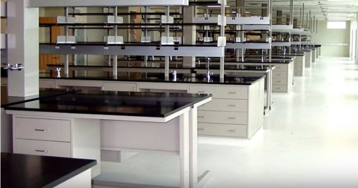 Durcon-Epoxy-Lab-Surfaces